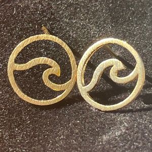 18K Dipped Ocean Wave Earring
